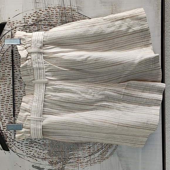 New BR Linen Blend Paperbag Shorts - Picture 11 of 11